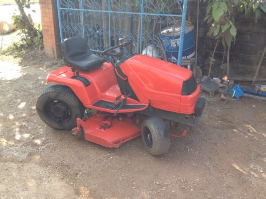 ขายKUBOTA G1900 HST 4WS ดีเซล สามสูบ 17 แรง