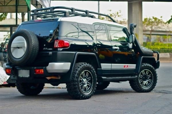 ขาย TOYOTA FJ Cruiser ปี 2011