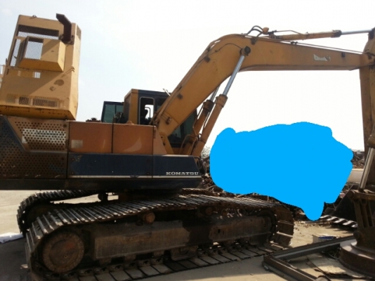 ขาย komatsu pc 200-3สภาพดี เอกสารอินวอยด์