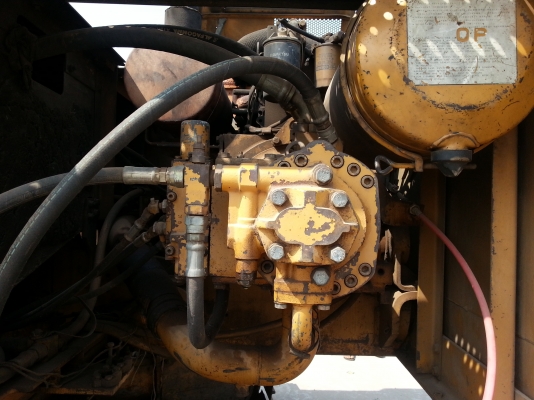 ขาย komatsu pc 200-3สภาพดี เอกสารอินวอยด์