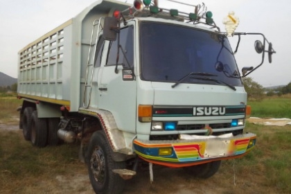 ขายรถบรรทุกสิบล้อดั๊มพ์ Isuzu นางฟ้าแท้ๆ เครื่องเดิม 195 แรง  ปี 38 ยางเต็ม ทะเบียนพร้อม