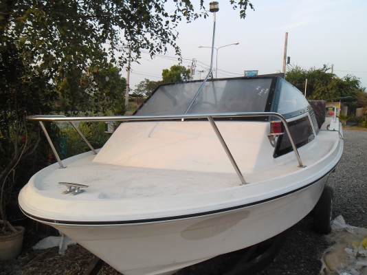 ขายเรือyamaha เครื่อง50แรง สภาพดีมาก90\% ราคาไม่แพง