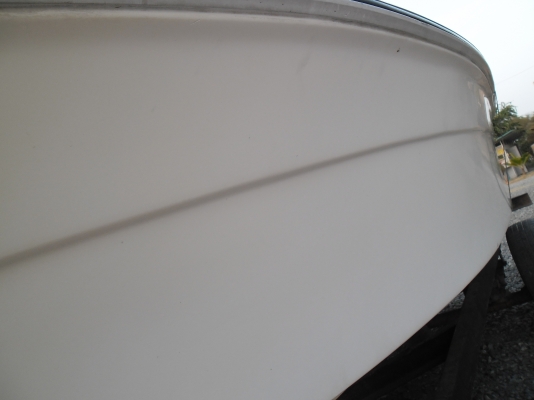 ขายเรือyamaha เครื่อง50แรง สภาพดีมาก90\% ราคาไม่แพง