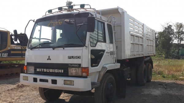 ขายด่วนไอ้หลงโบสองเพลาดั้มสิบสปีดราคาโคตรถูก ตามสภาพFN527MTF 3900โทร0801515451