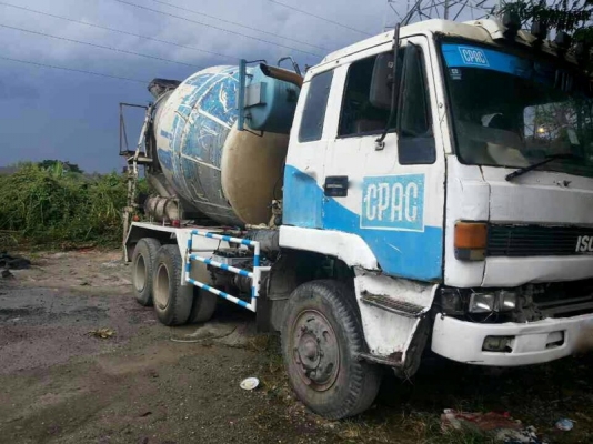 รถอีซูซุ 10 ล้อ โม่ปูน 275 แรงม้า ( มีขาย 3 คัน. ) สนใจติดต่อ 081 - 6079515 รถอีซูซุ 10 ล้อ โม่ปูน 275 แรงม้า ( มีขาย 3 คัน. ) สนใจติดต่อ 081 - 6079515