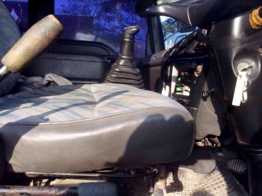 รถอีซูซุ 10 ล้อดั้ม 270 แรงม้า ปี 47 ( ขายแม่ลูก ) ( รถวิ่ง 4xx,xxx กว่า กม. ) สนใจติดต่อ 081 - 6079515 รถอีซูซุ 10 ล้อดั้ม 270 แรงม้า ปี 47 ( ขายแม่ลูก ) ( รถวิ่ง 4xx,xxx กว่า กม. ) สนใจติดต่อ 081 - 6079515