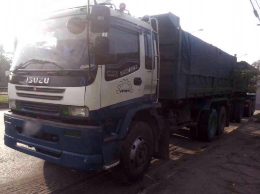 รถอีซูซุ 10 ล้อดั้ม 270 แรงม้า ปี 47  ( ขายแม่ลูก )  ( รถวิ่ง  4xx,xxx กว่า กม. )   สนใจติดต่อ 081 - 6079515