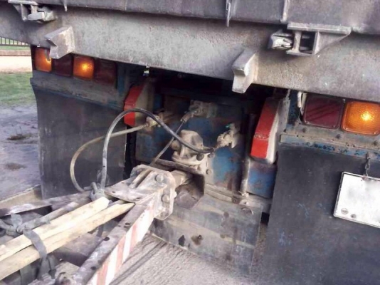 รถอีซูซุ 10 ล้อดั้ม 270 แรงม้า ปี 47 ( ขายแม่ลูก ) ( รถวิ่ง 4xx,xxx กว่า กม. ) สนใจติดต่อ 081 - 6079515 รถอีซูซุ 10 ล้อดั้ม 270 แรงม้า ปี 47 ( ขายแม่ลูก ) ( รถวิ่ง 4xx,xxx กว่า กม. ) สนใจติดต่อ 081 - 6079515