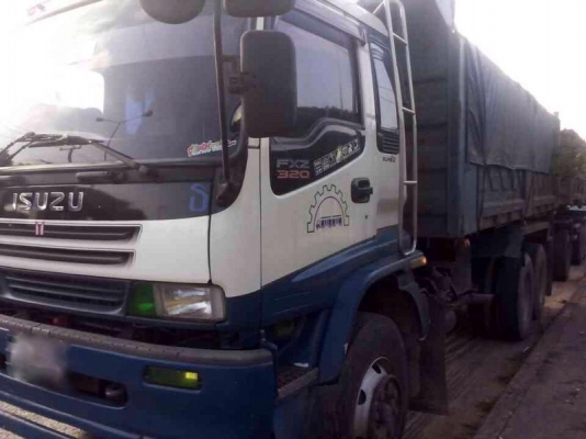 รถอีซูซุ 10 ล้อดั้ม 270 แรงม้า ปี 47 ( ขายแม่ลูก ) ( รถวิ่ง 4xx,xxx กว่า กม. ) สนใจติดต่อ 081 - 6079515 รถอีซูซุ 10 ล้อดั้ม 270 แรงม้า ปี 47 ( ขายแม่ลูก ) ( รถวิ่ง 4xx,xxx กว่า กม. ) สนใจติดต่อ 081 - 6079515