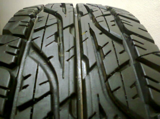 แม็ก15x7 5/139 มีคู่เดียวแม็กสวยสีสดไม่คดดุ้งพร้อมยางAT3 แม็ก15x7 5/139 มีคู่เดียวแม็กสวยสีสดไม่คดดุ้งพร้อมยางAT3