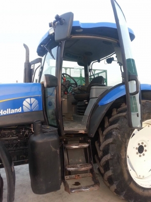 นิวฮอลแลนด์ TS115A มือสองเก่านอกนำเข้า (โฉมป้ายแดง)