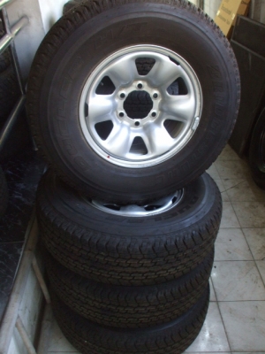 ยางใหม่ แม็คVigo Champป้ายแดง Bridgestone Dueler 265/70R16 ใหม่ เส้นสีตุ่มยางครบ ปี2813, ยางใหม่ 265/65R17