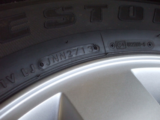 ยางใหม่ แม็คVigo Champป้ายแดง Bridgestone Dueler 265/70R16 ใหม่ เส้นสีตุ่มยางครบ ปี2813, ยางใหม่ 265/65R17