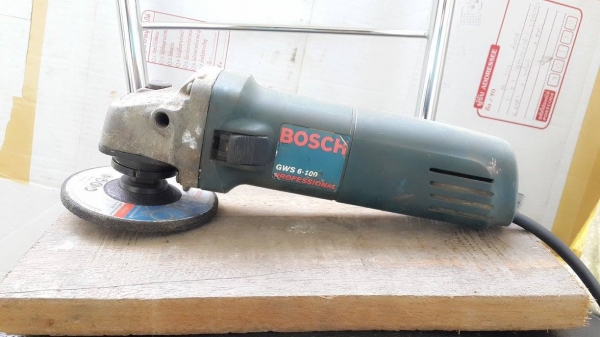 หินเจียร์bosch gws6-100 670w ขาย850 หินเจียร์bosch gws6-100 670w ขาย850