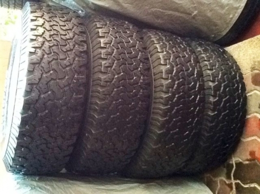 ขายล้อแท้ Mickey Thompson พร้อมยาง BF ขายล้อแท้ Mickey Thompson พร้อมยาง BF