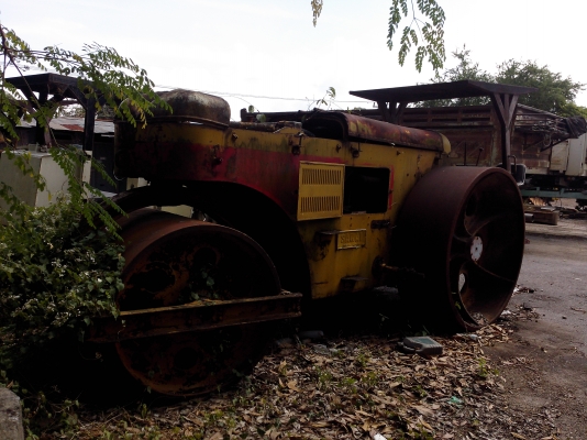 ขายรถบด SAKAI 3 ล้อเหล็ก ขนาด 10 ตัน รุ่น KD10-12805 เอกสารเล่มทะเบียน ราคา 155000