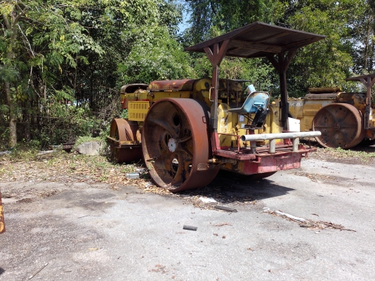 ขายรถบด SAKAI 3 ล้อเหล็ก ขนาด 10 ตัน รุ่น KD10-12805 เอกสารเล่มทะเบียน ราคา 155000