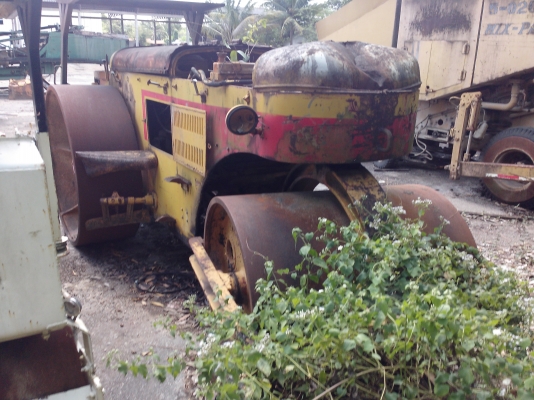 ขายรถบด SAKAI 3 ล้อเหล็ก ขนาด 10 ตัน รุ่น KD10-12805 เอกสารเล่มทะเบียน ราคา 155000