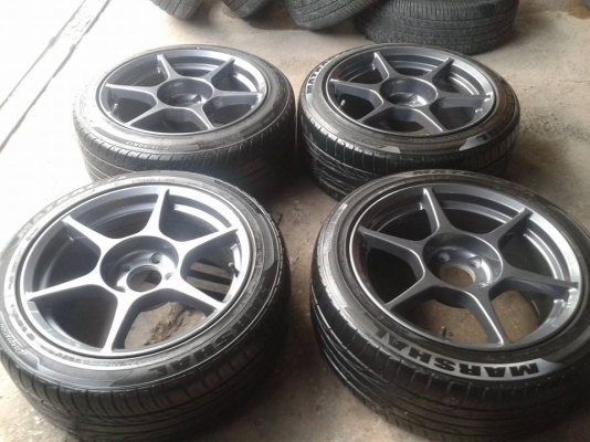 ขายล้อ P1 17" 8*9 et32,35+ยาง215/50/17ปี11