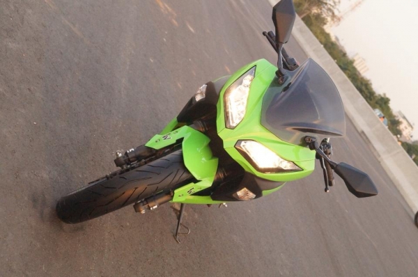 ขายดาวน์ Ninja  250rr  สีเขียวล้วนครับ