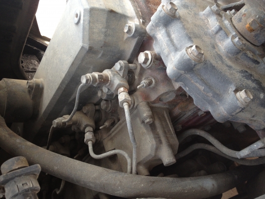 ขายรถโม่ปูน 3.2 คิว ทะเบียน แอร์ ทริฟฟี่  195 HP