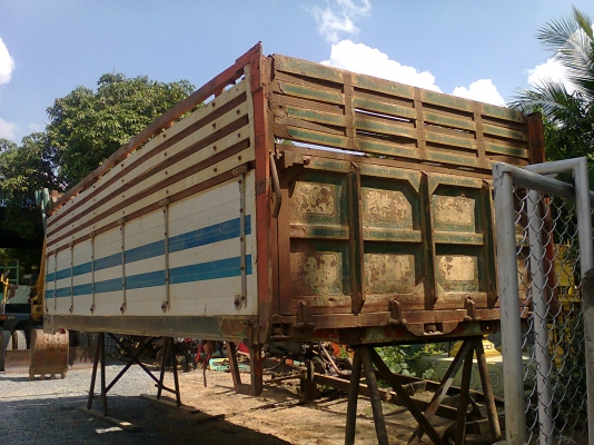 กระบะ 10 ล้อ อลูมิเนียม   อุปกรณ์ครบชุด