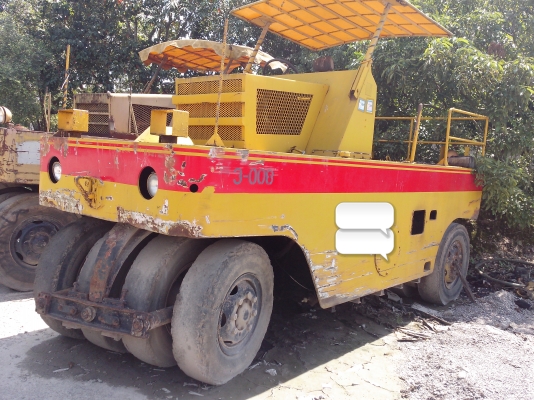 ขายรถบดล้อยาง 9 ล้อ SAKAI TS 7409 ขนาด 13 ตันเครื่อง DA120 เอกสารทะเบียนพร้อม ราคา 205000