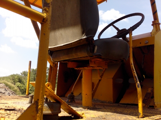 ขายรถบดล้อยาง 9 ล้อ SAKAI TS 7409 ขนาด 13 ตันเครื่อง DA120 เอกสารทะเบียนพร้อม ราคา 205000