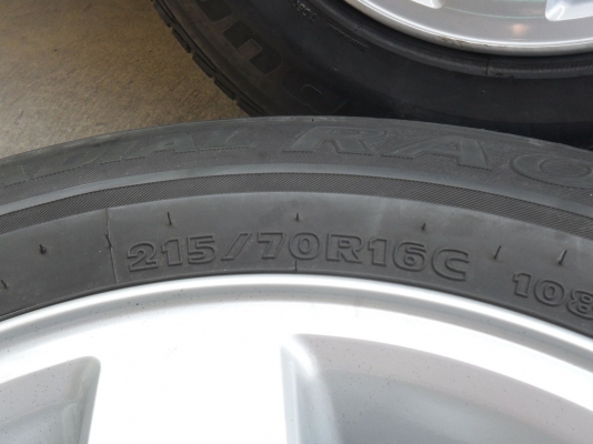 ล้อแม็ก 16นิ้ว 6รู ปาเจโร พร้อมยาง 215/70R16 สวยๆ 4 ล้อ ราคา 6700 บาท ล้อแม็ก 16นิ้ว 6รู ปาเจโร พร้อมยาง 215/70R16 สวยๆ 4 ล้อ ราคา 6700 บาท