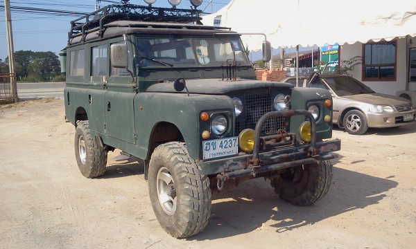 ขายแลนด์โรเวอร์ 5 ประตู ซี่รีย2 ขายแลนด์โรเวอร์ 5 ประตู ซี่รีย2