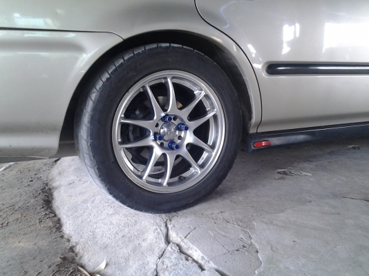 แม็กนอกขอบ15"พร้อมยางนอก