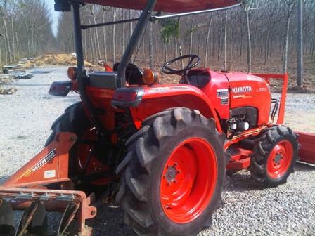 ขายรถไถ Kubota L 3608 (4WD) พร้อมดันหน้าและผานหลังตราช้าง ขายรถไถ Kubota L 3608 (4WD) พร้อมดันหน้าและผานหลังตราช้าง