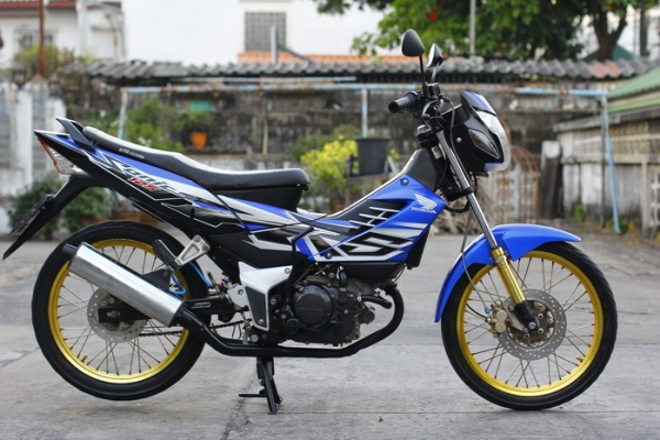 ขาย Sonic ตัวใหม่  สีน้ำเงิน สวยๆ ล้อทอง