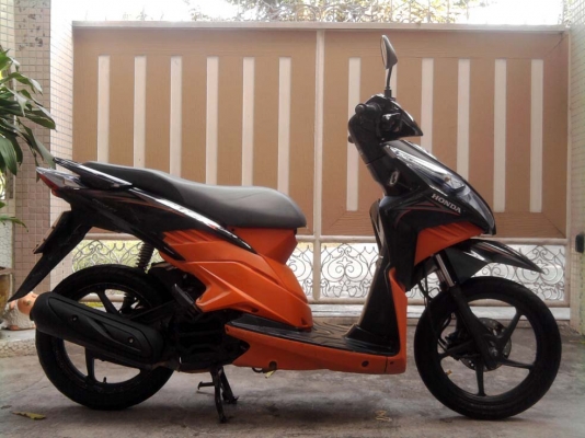 ขออนุญาติขาย Honda CLICK-i ตัว TOP ล้อแม็กแท้ โอนให้ฟรีครับ