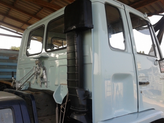 Rocky  งาม ๆ ตามหาเนื้อคู่ครับ