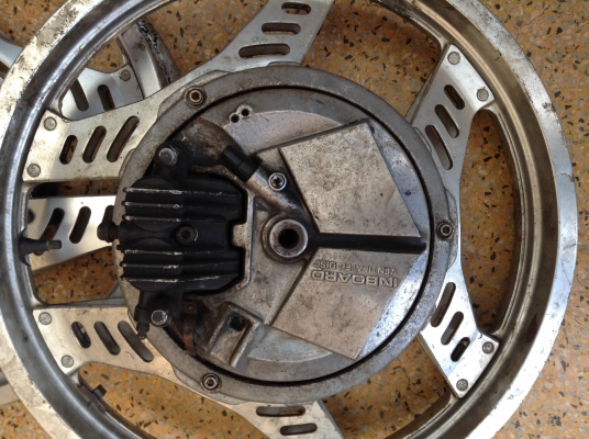 ขายล้อไม่รู้รุ้น