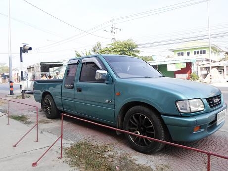 isuzu dragon eye cab 2.5 turbo  SLX