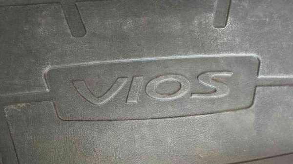 ถาดรองสัมภาระท้าย Vios
