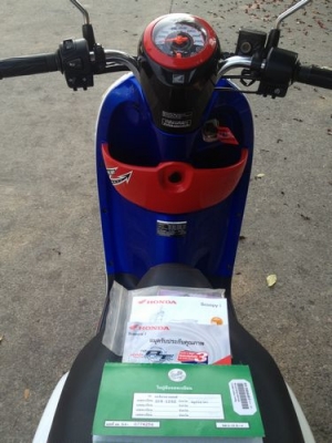 HONDA SCOOPY I ลายACTTIVE BOYรถปี2013รถ7เดือนวิ่ง3xxxโลสวยกริ้บๆมีเล่มพร้อมโอน
