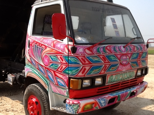 หกล้อ KM 777เครื่องWO4D 117แรงม้าราคาพิเศษต้อนรับปี57