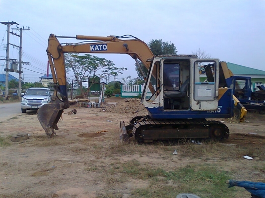 รถขุด KATO HD60 SE