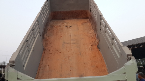 ขายด่วนไอ้หลงโบสองเพลาดั้มสิบสปีดราคาโคตรถูก ตามสภาพFN527MTF 1900โทร0801515451