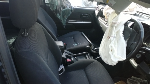 รถอุบัติเหตุ กะบะISUZU HILANDER 3.0D di-iI TEQ ABS EBD-AIRBAGS รถ6ปี เพิ่งผ่อนหมด..ขายซากขี้เกียจซ่อม เล่มพร้อม... รถอุบัติเหตุ กะบะISUZU HILANDER 3.0D di-iI TEQ ABS EBD-AIRBAGS รถ6ปี เพิ่งผ่อนหมด..ขายซากขี้เกียจซ่อม เล่มพร้อม...