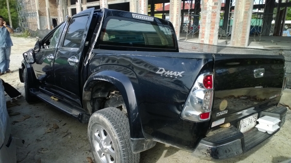 รถอุบัติเหตุ กะบะISUZU HILANDER 3.0D di-iI TEQ ABS EBD-AIRBAGS รถ6ปี เพิ่งผ่อนหมด..ขายซากขี้เกียจซ่อม เล่มพร้อม...