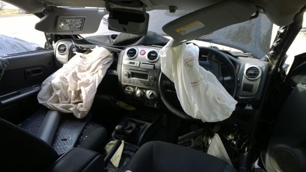 รถอุบัติเหตุ กะบะISUZU HILANDER 3.0D di-iI TEQ ABS EBD-AIRBAGS รถ6ปี เพิ่งผ่อนหมด..ขายซากขี้เกียจซ่อม เล่มพร้อม... รถอุบัติเหตุ กะบะISUZU HILANDER 3.0D di-iI TEQ ABS EBD-AIRBAGS รถ6ปี เพิ่งผ่อนหมด..ขายซากขี้เกียจซ่อม เล่มพร้อม...