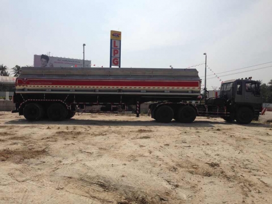 ต้องการขายรถบรรทุกน้ำมัน