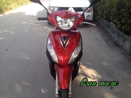 ขายhonda spacy-i สีเเดงดำ ลายใหม่ล่าสุด ปี2013 ขายhonda spacy-i สีเเดงดำ ลายใหม่ล่าสุด ปี2013