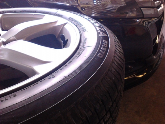 ขายถูก ๆ แม็กซ์ พร้อมยางทั้งชุด ขอบ 15