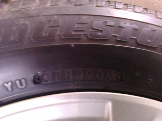 ขายถูก ๆ แม็กซ์ พร้อมยางทั้งชุด ขอบ 15