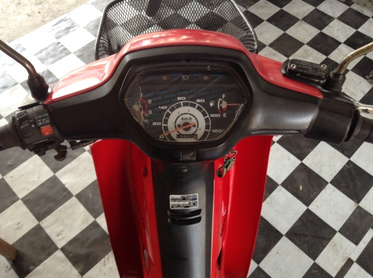 ขาย!!!ฮอนด้าเวฟ100 ปี47 รถเครื่องดีคับ มีเล่มทะเบียนครบ ขาย!!!ฮอนด้าเวฟ100 ปี47 รถเครื่องดีคับ มีเล่มทะเบียนครบ